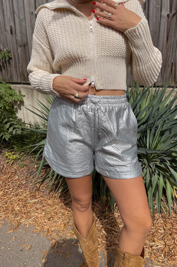 Nova Shorts