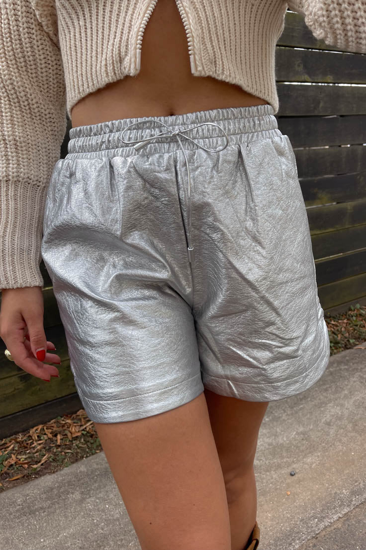 Nova Shorts